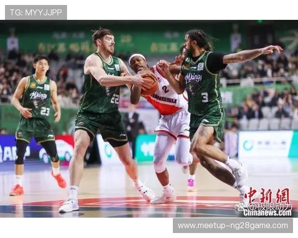CBA赛季激战正酣多队争冠形势扑朔迷离球迷热情高涨